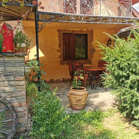 Vikendica Kraj Dunava Oaza Tatil Evi