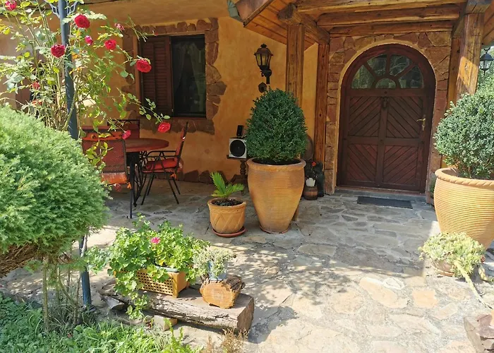 Vikendica Kraj Dunava Oaza * Banostor